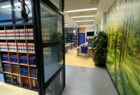 Administraciones Henares Фото