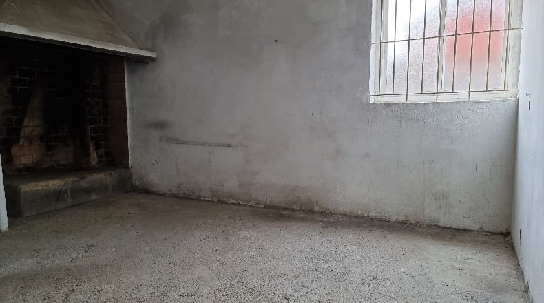 La Coruña - Santiago de Compostela - 2000m2