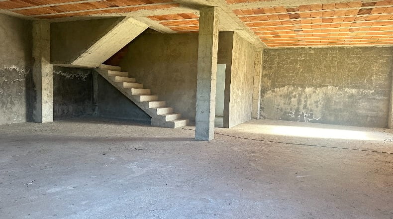 La Coruña - Santiago de Compostela - 2000m2
