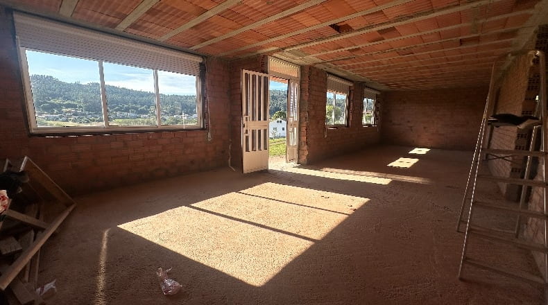 La Coruña - Santiago de Compostela - 2000m2