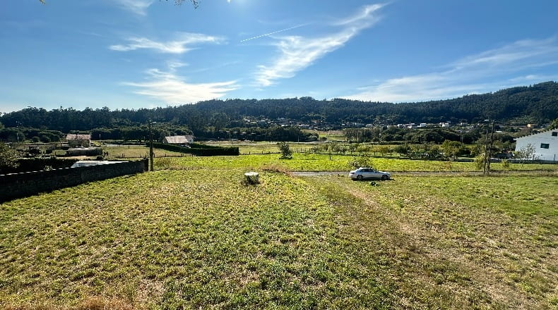 La Coruña - Santiago de Compostela - 2000m2