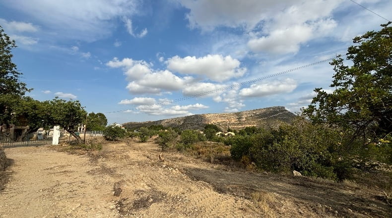 Valencia - Chulilla - 1718m2