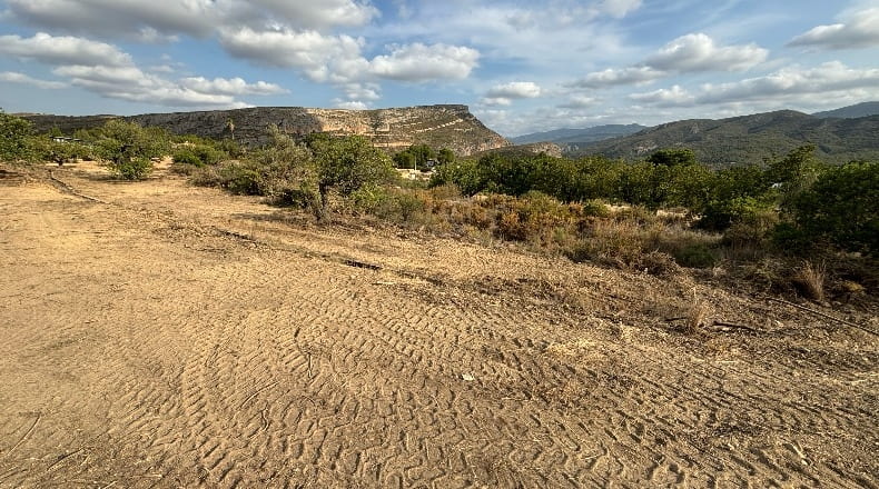 Valencia - Chulilla - 1718m2