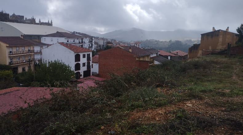 Caceres - Guadalupe - 700m2