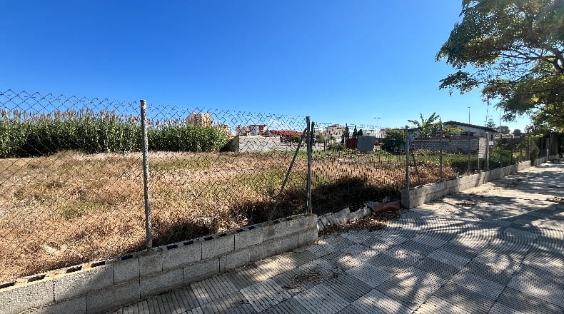 Valencia - Playa de Bellreguart - 487m2