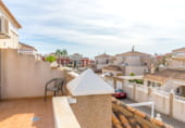 Chalet adosado con terreno en venta en la Calle Garcilaso de la Vega, Torrevieja, ref: TR183512 foto