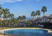 Chalet adosado con terreno en venta en la Avenida del Atlántico, Benalmádena Costa, ref: TR209491 foto