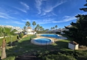 Chalet adosado con terreno en venta en la Avenida del Atlántico, Benalmádena Costa, ref: TR209491 foto