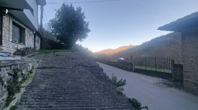 Asturias - Pola de Lena - 451m2
