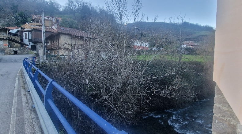 Asturias - Pola de Lena - 451m2