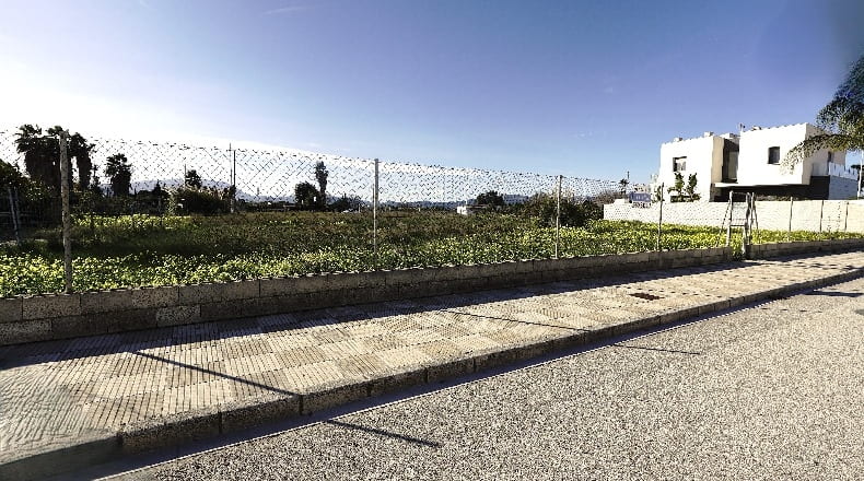 Valencia - Platja de Bellreguard - 981m2