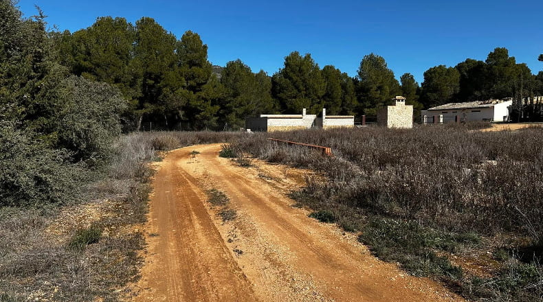 Alicante - Ibi - 11000m2
