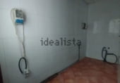 Участок с постройкой на продажу в городе Cornellà de Llobregat Фото
