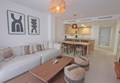 Casa con terreno en venta en la Avenida del Higuerón, Benalmádena, ref: TR230029 foto