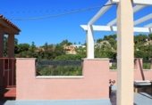 Xalet adossat amb terreny en venda a la Avenida Alpandeire, Marbella, ref.: TR230034 foto
