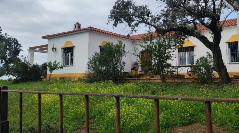 Badajoz - Villanueva del Fresno - 130000m2