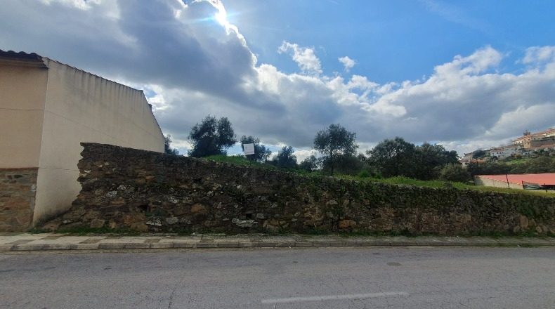 Cáceres - Valencia de Alcántara - 370m2