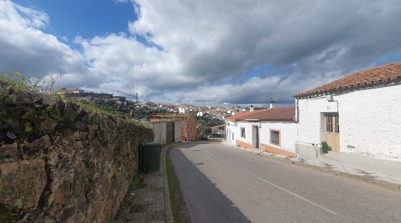 Cáceres - Valencia de Alcántara - 370m2
