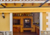 Chalet independiente con terreno en venta en la Calle Lugo, Orihuela, ref: TR230256 foto