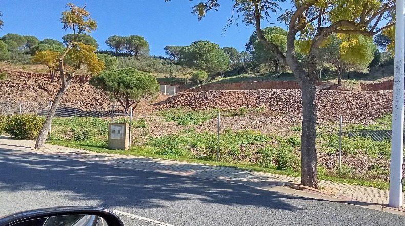 Huelva - Ayamonte - 2600m2