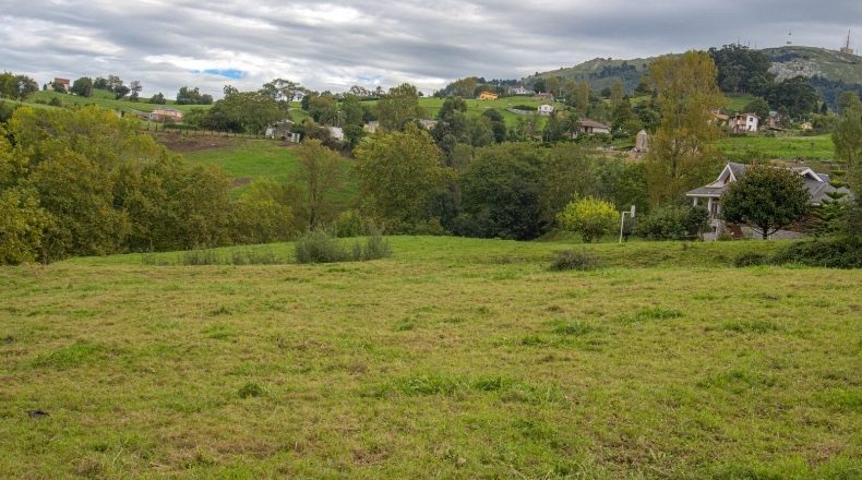 Cantabria - Barrio Socabarga - 4865m2