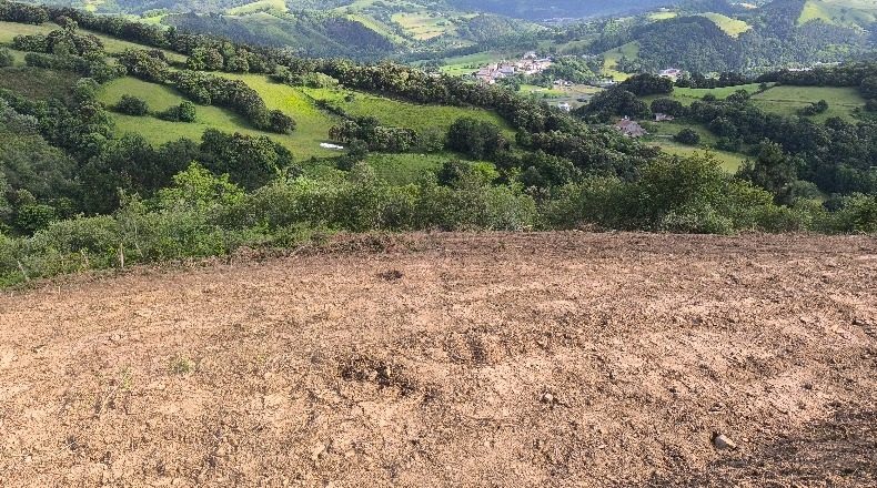 Guipúzcoa - Guetaria - 33000m2