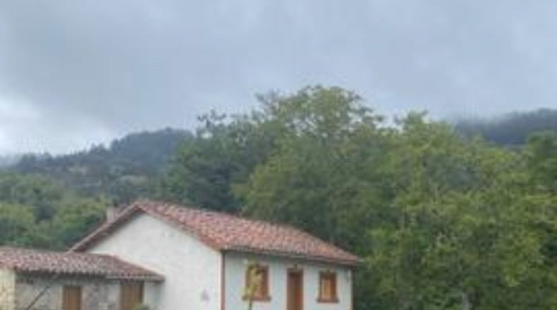 Astúries - Rozaes - 1200m2