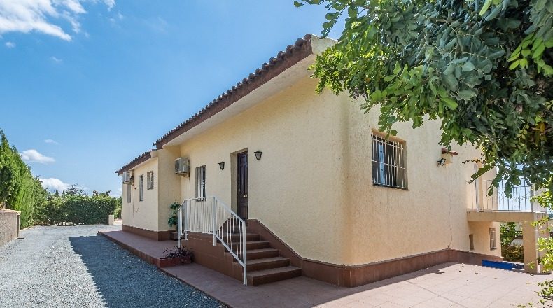 Alicante - Polop - 4000m2