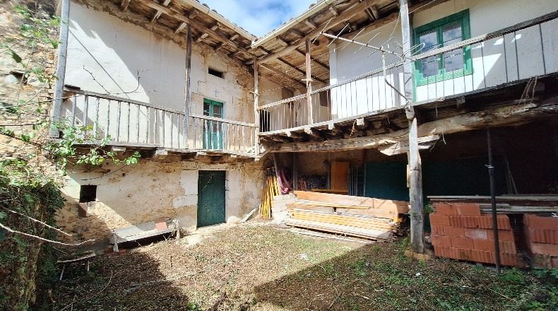 Burgos - Quintanilla Valdebodres - 600m2