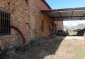 Дом с участком на продажу в городе El Torno Фото