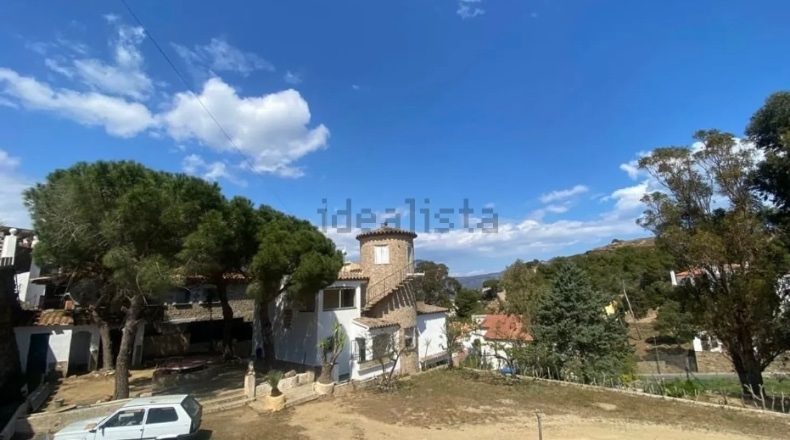 Gerona - Roses - 1835m2