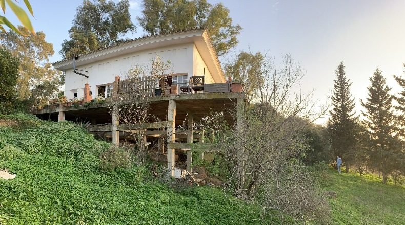 Málaga - Estepona - 2560m2