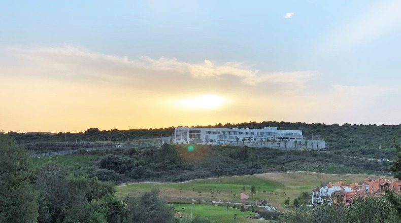 Málaga - Estepona - 2560m2