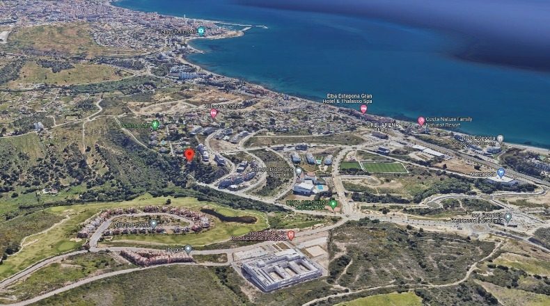 Málaga - Estepona - 2560m2