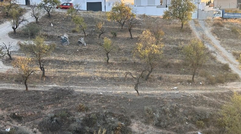 Granada - La Zubia - 596m2