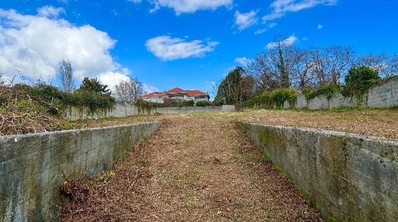 La Coruña - Ares - 1426m2