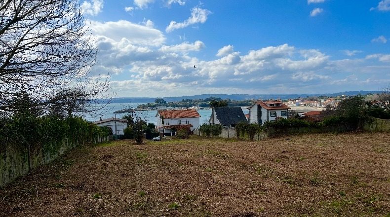 La Coruña - Ares - 1426m2