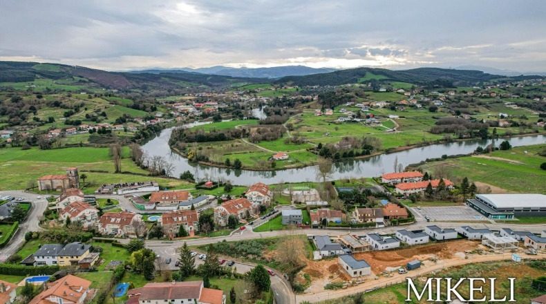 Cantabria - Urbanización La Mina - 1747m2