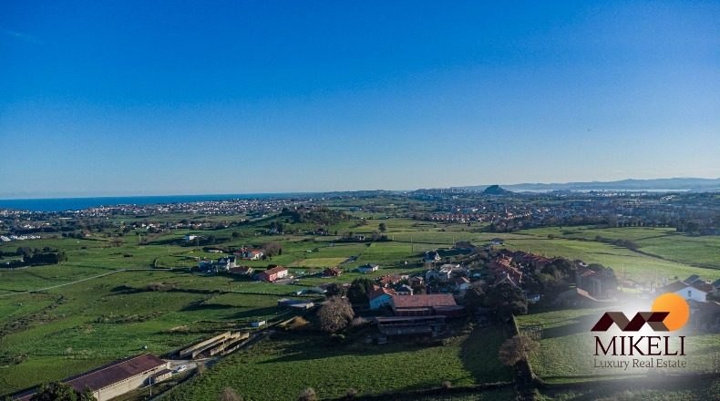 Cantabria - Santa Cruz de Bezana - 1552m2