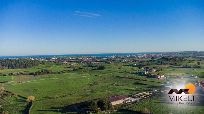 Cantabria - Santa Cruz de Bezana - 1552m2