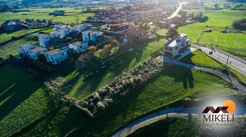 Cantabria - Santa Cruz de Bezana - 1552m2