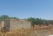 Земля на продажу у города Каудете Фото