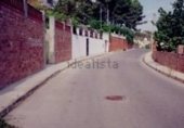 Городская земля под застройку на продажу у города Rubí Фото