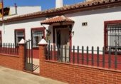 Casa de pueblo en venta en la Calle Almería, Baños de la Encina, ref: TR284266 foto