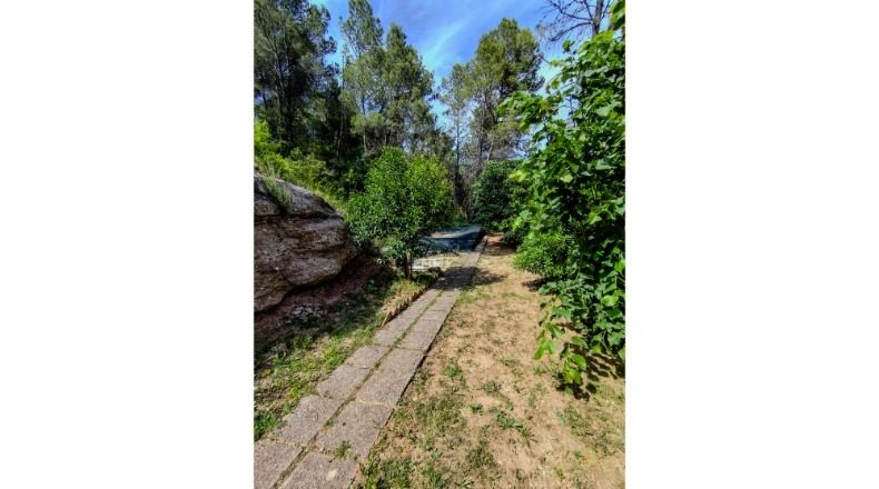 Barcelona - Castellfollit del Boix - 1714m2