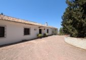 Manor house with land for sale on Camino de Loja a Algarinejo, Loja, ref: TR307917 photo
