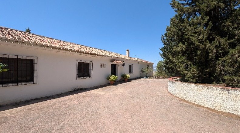 Granada - Loja - 1250000m2