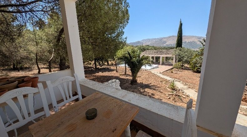 Granada - Loja - 1250000m2