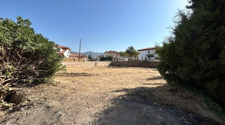 Granada - Cozvíjar - 893m2