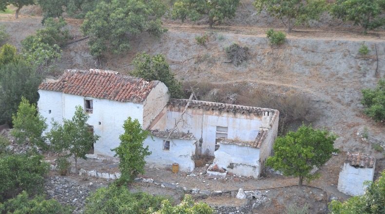Granada - Almuñécar - 2200m2